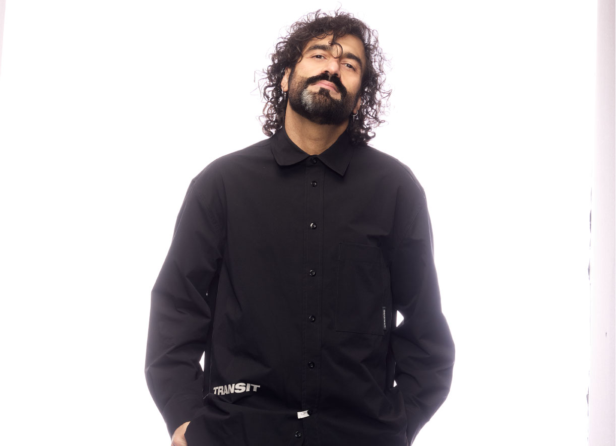 Siavash press photo – Vancouver DJ in black on a white background